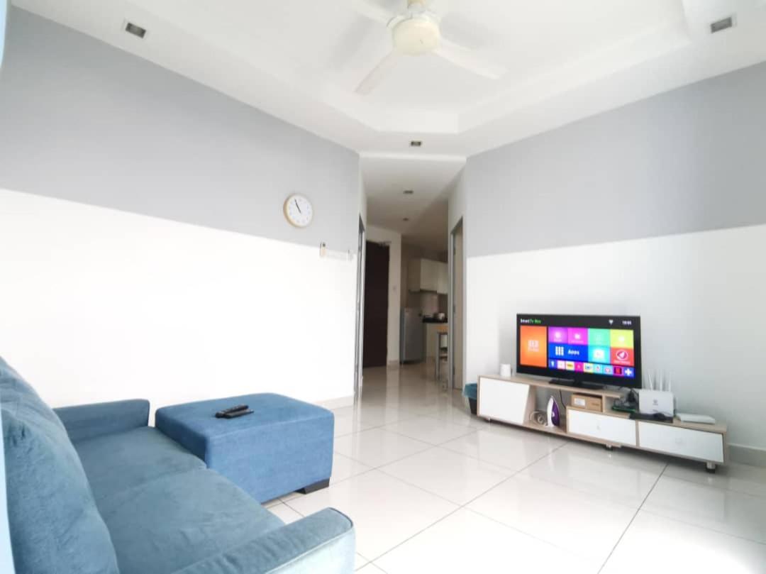 Homestay Kuala Lumpur ; Terminal Tbs ; Bukit Jalil Extérieur photo