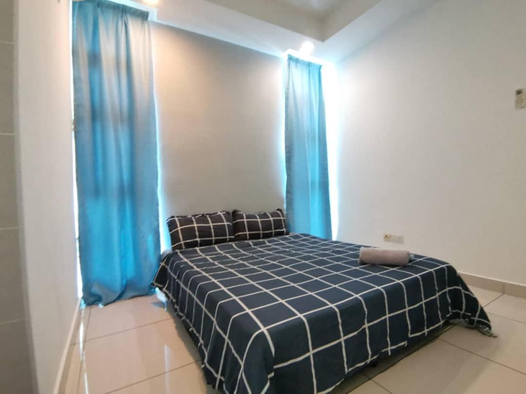 Homestay Kuala Lumpur ; Terminal Tbs ; Bukit Jalil Extérieur photo