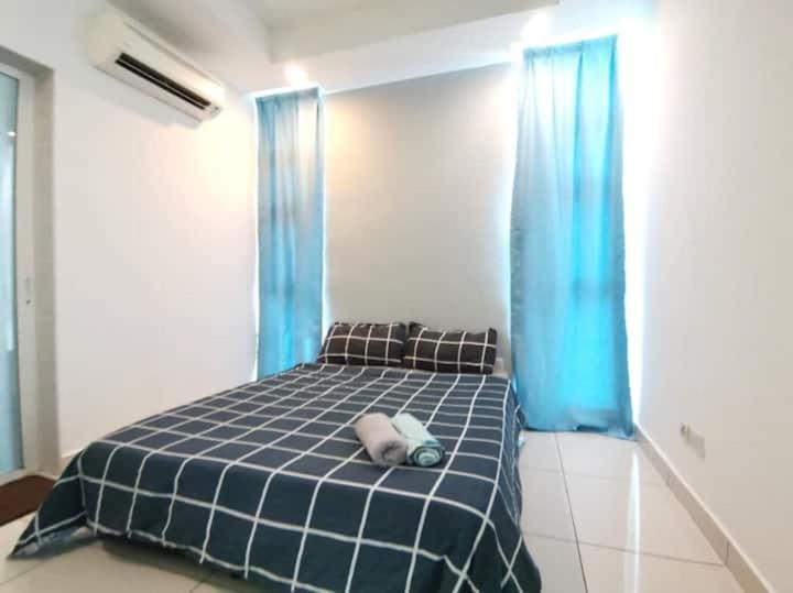 Homestay Kuala Lumpur ; Terminal Tbs ; Bukit Jalil Extérieur photo