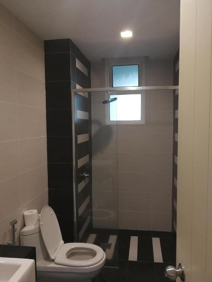 Homestay Kuala Lumpur ; Terminal Tbs ; Bukit Jalil Extérieur photo