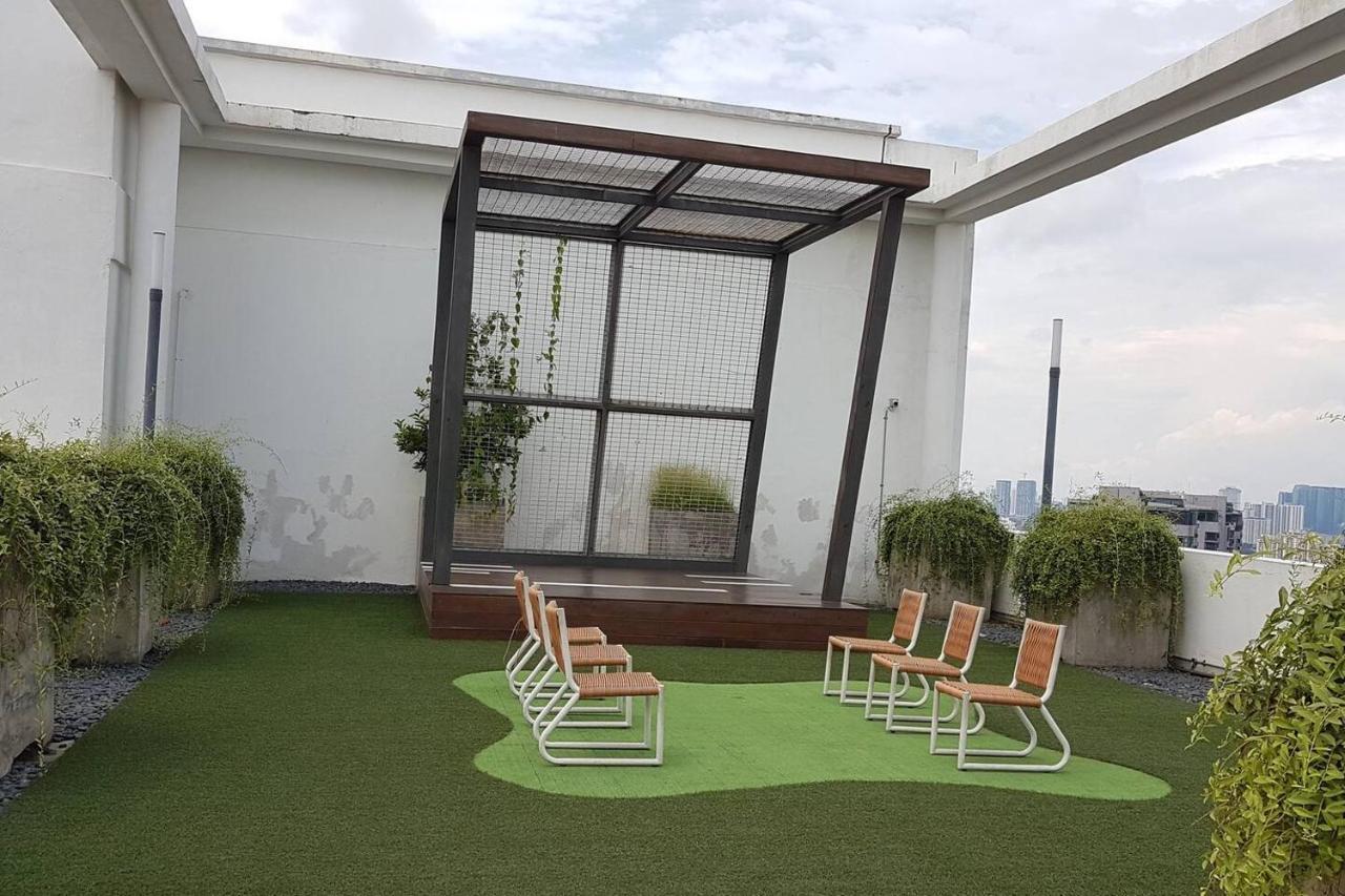 Homestay Kuala Lumpur ; Terminal Tbs ; Bukit Jalil Extérieur photo